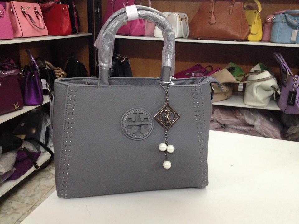 Túi xách thời trang Giá bán: 300.000đ