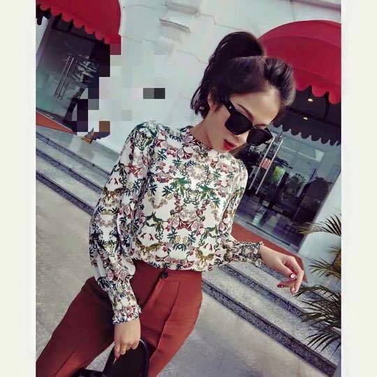 Sơ mi hoa cổ tàu chun tay Giá bán: 145.000đ