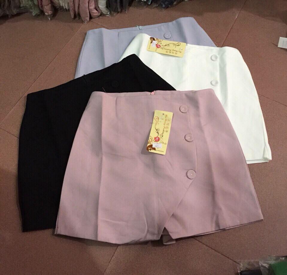 Quần đùi cạp cao Giá bán: 135.000đ