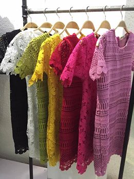 Váy ren cao cấp Giá bán: 220.000đ