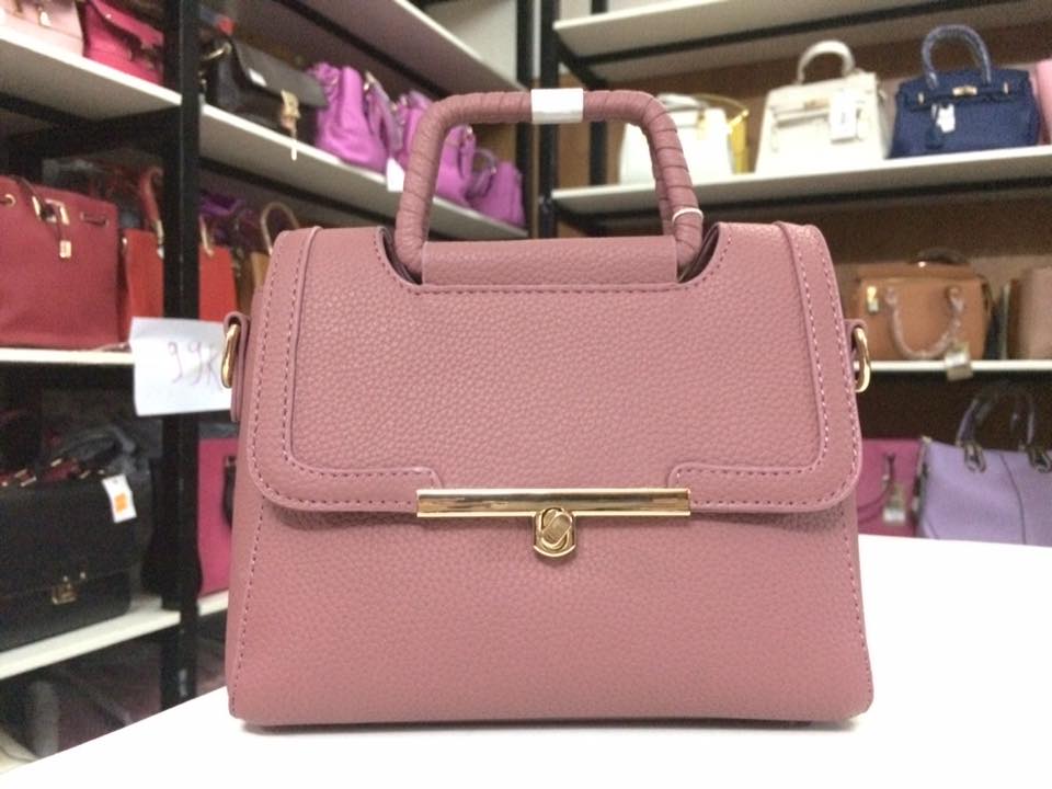 Túi xách thời trang Giá bán: 400.000đ