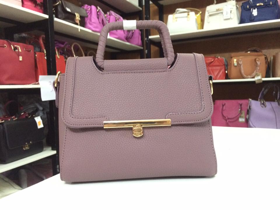 Túi xách thời trang Giá bán: 400.000đ