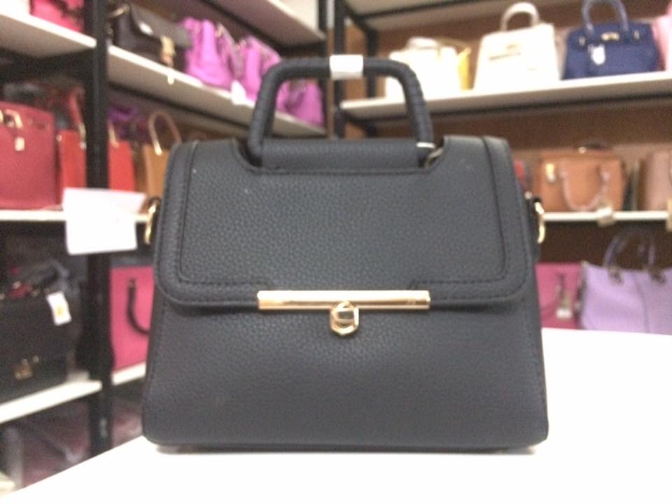 Túi xách thời trang Giá bán: 400.000đ