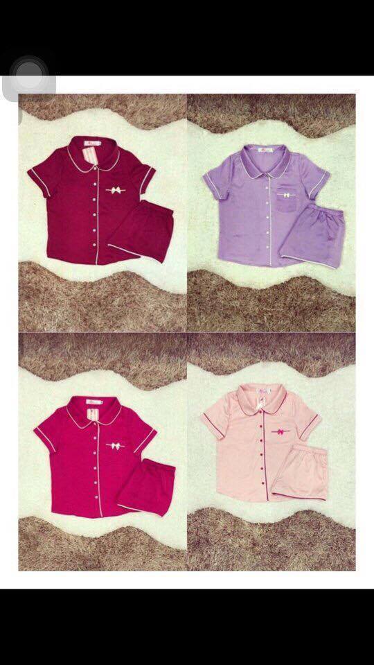 Bộ lụa Giá bán: 100.000đ