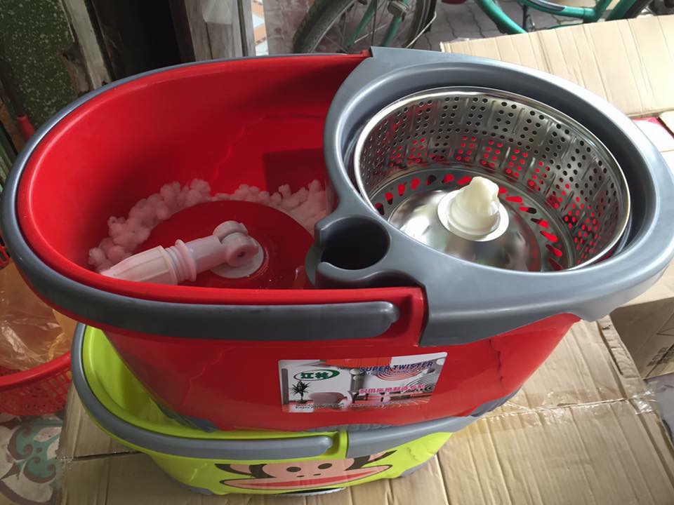 Chổi lau nhà Giá bán: 200.000đ