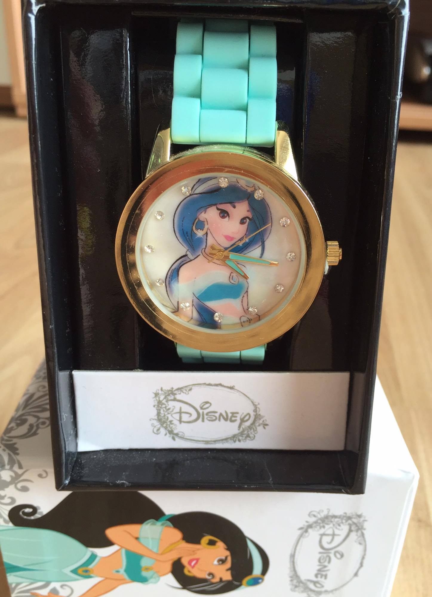 Đồng hồ công chúa hiệu Disney Đồng hồ công chúa hiệu Disney Giá bán: 350.000đ