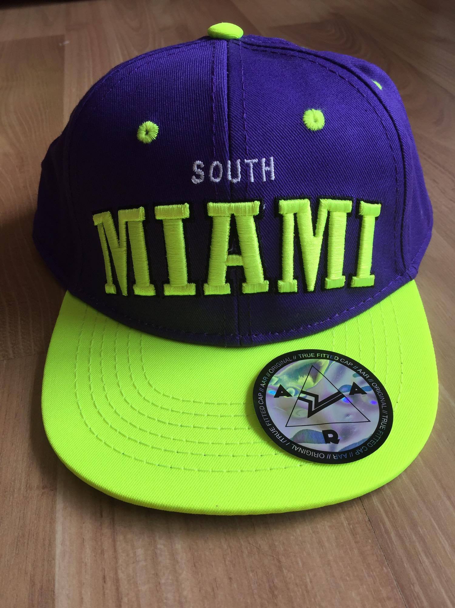 Nón H&M bé trai & bé gái Nón H&M bé trai & bé gái Giá bán: 145.000đ