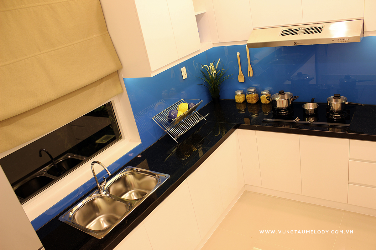 Tiết kiệm đến 160 triệu khi mua căn hộ Vũng Tàu Melody 3 phòng ngủ, 2 wc ngay bãi sau, sắp cất nóc. Giá bán: 1.400.000đ