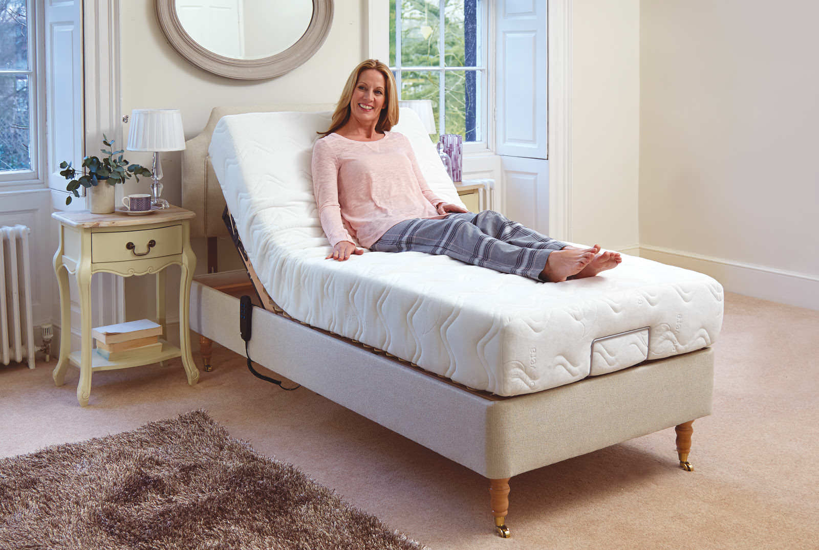 GIƯỜNG ĐIỆN NÂNG HẠ TỰ ĐỘNG  Giá bán: 0đ