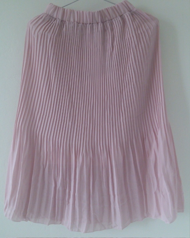 Chân váy midi- Hàng Quảng Châu Giá bán: 215.000đ