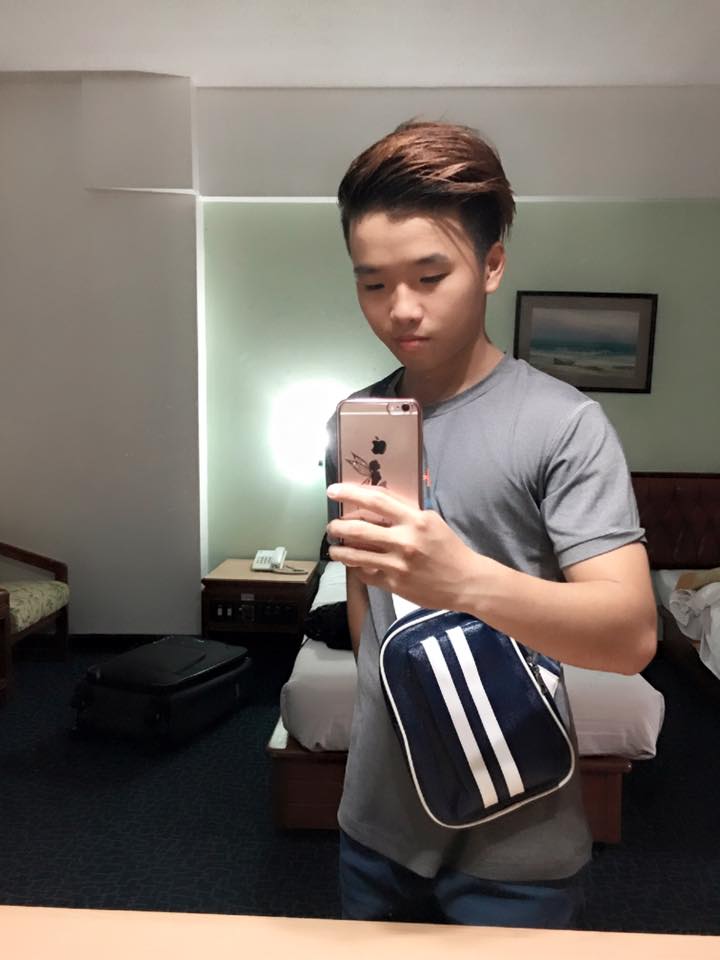 Túi Đeo Chéo Sọc Hàn Quốc Giá bán: 150.000đ