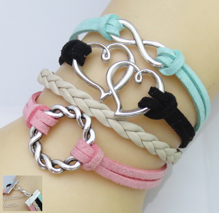 Trang sức mới Giá bán: 90.000đ