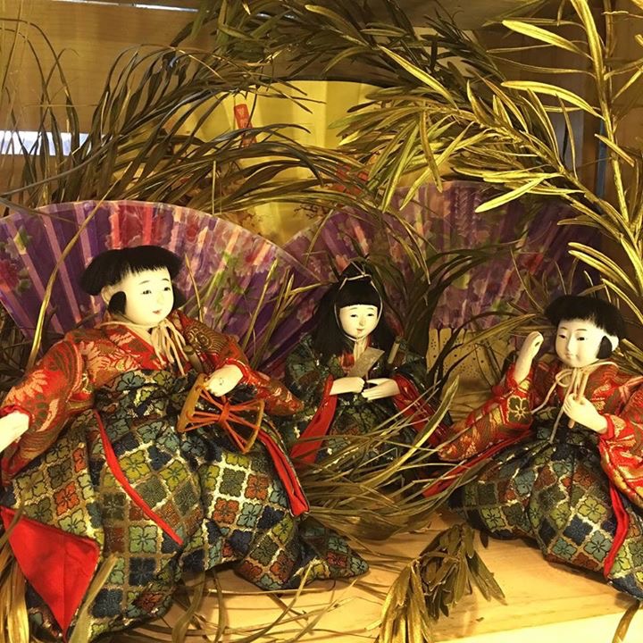 Búp bê Giá bán: 350.000đ