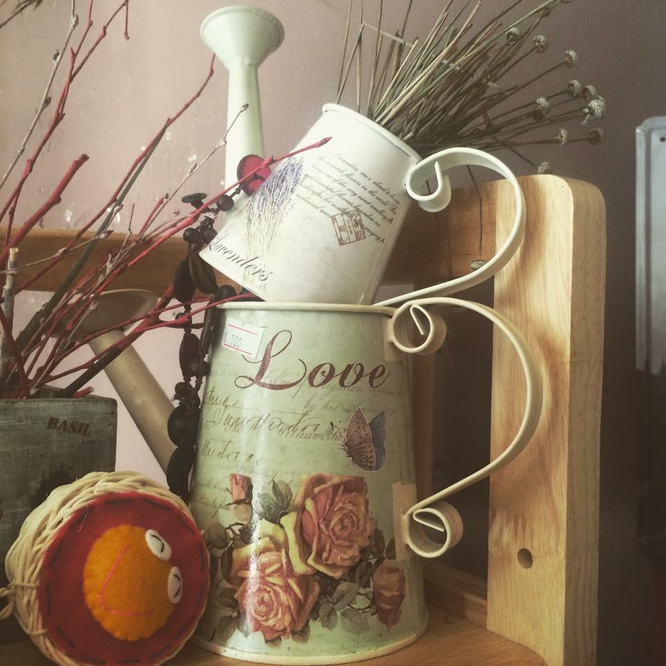 Bình tưới lớn Giá bán: 180.000đ