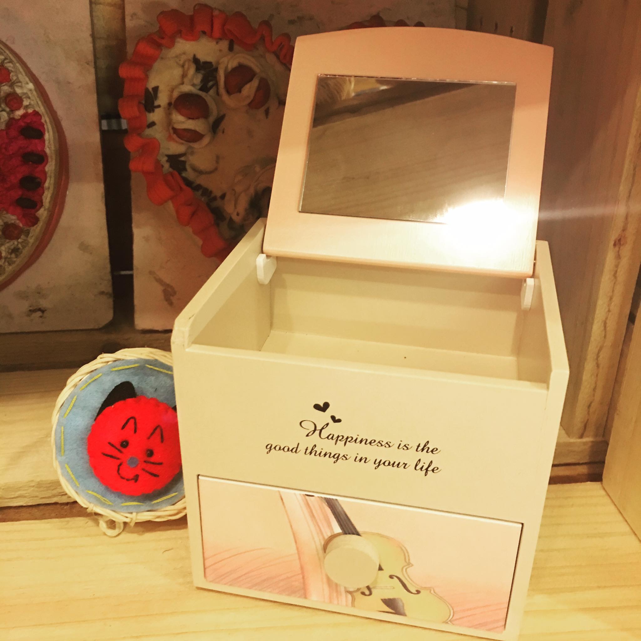 Hộp trang sức Happiness Hộp trang sức Happiness Giá bán: 150.000đ