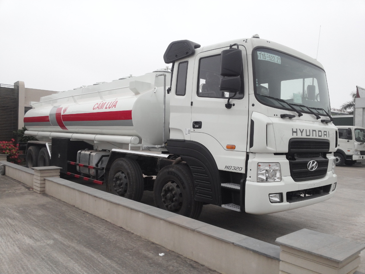 Xe Bồn Xăng Dầu HYUNDAI HD320 - 4 Chân Giao Xe Toàn Quốc Trả Góp Lãi Suất Thấp Giá bán: 2.050.000.000đ