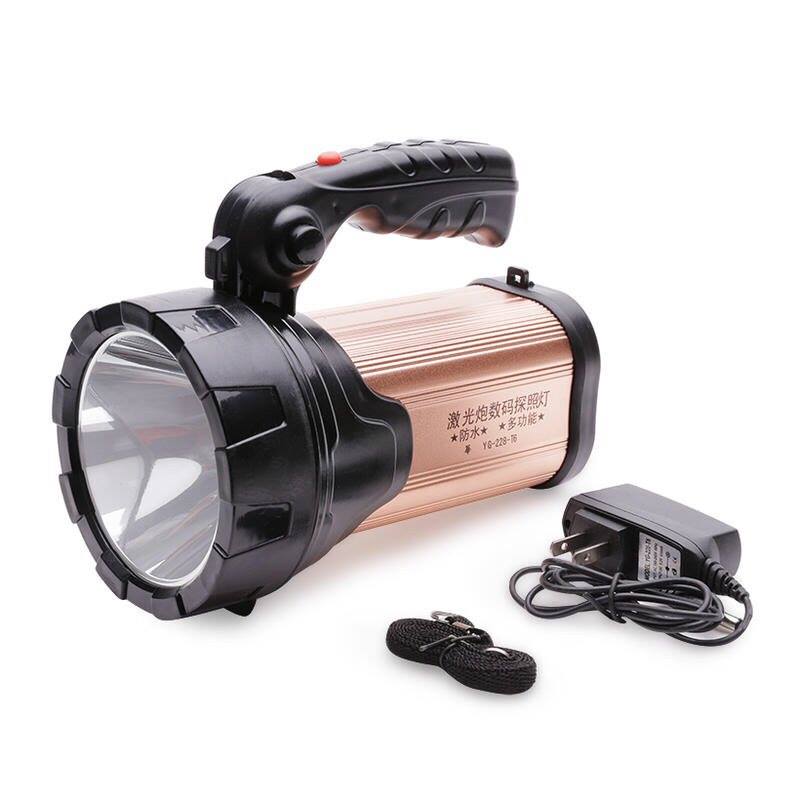 ĐÈN PIN SẠC XML-T6 1200LUMENS Giá bán: 800.000đ