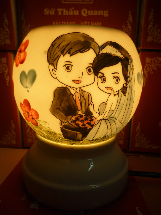 Đèn xông tinh dầu A36 Giá bán: 180.000đ