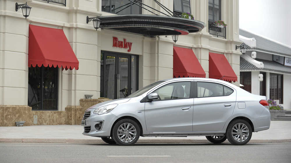 Bán xe  Mitsubishi Attrage mới tại Hà Nội. Giá bán: 540.000.000đ