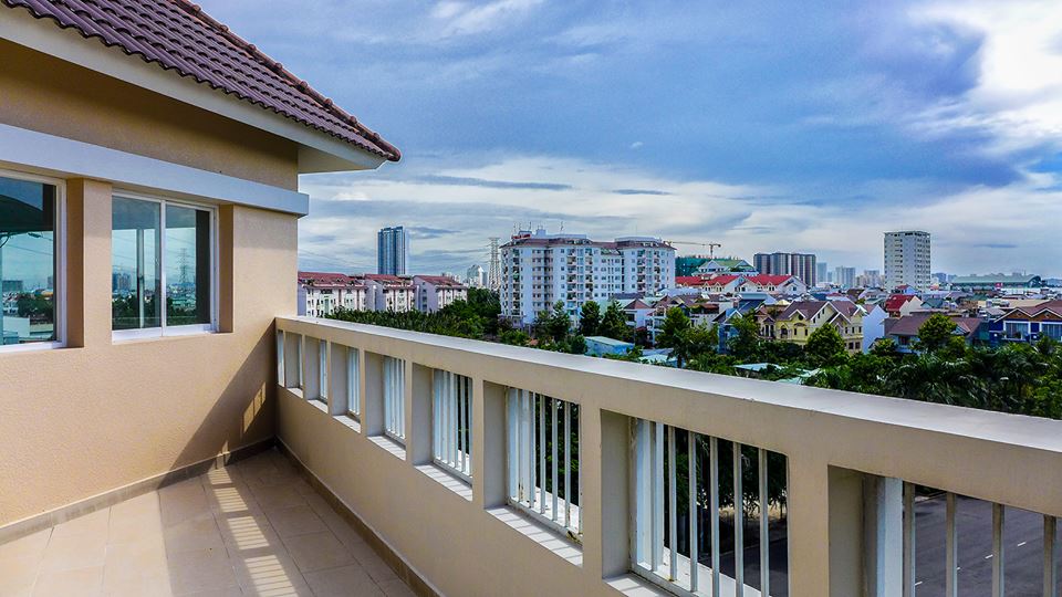 Văn Phòng cho thuê Quận 7  Giá bán: 1$