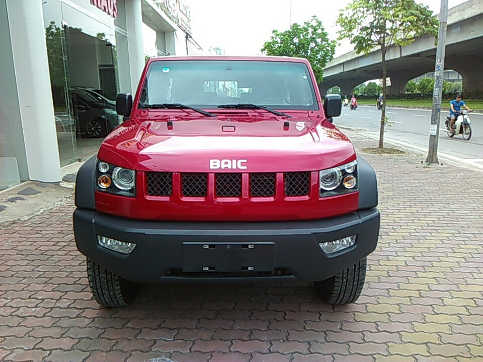 BAIC X424, nhập khẩu nguyên chiếc, xe phong cách, dùng cho các phượt thủ Giá bán: 598.000.000đ