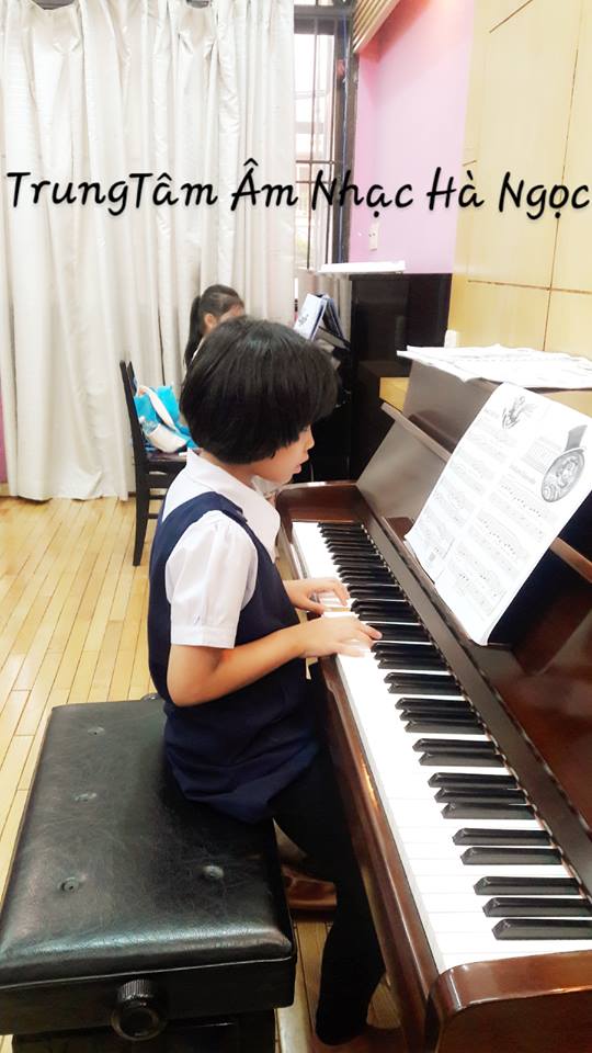 Học Piano – Guitar & Piano đệm hát – Thanh Nhạc 310k/tháng tại quận 11, quận Bình Thạnh Giá bán: 310.000đ