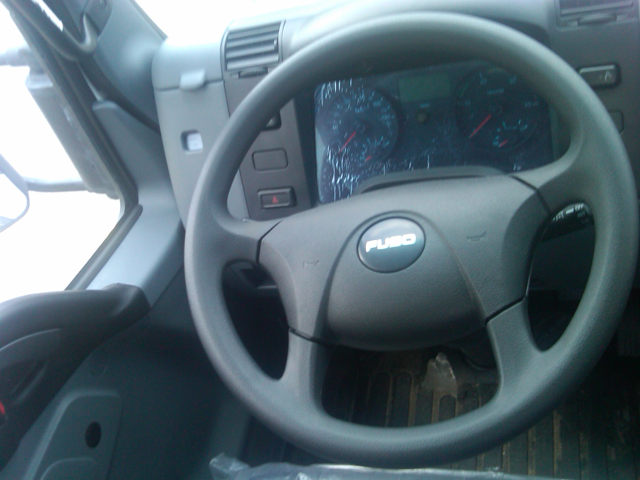 XE TẢI FUSO 7 TẤN FI NHẬP KHẨU Giá bán: 750.000.000đ