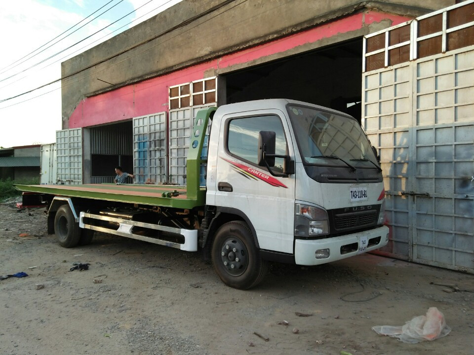 XE MITSUBISHI FUSO 5 TẤN CỨU HỘ SÀN TRƯỢT Giá bán: 890.000.000đ