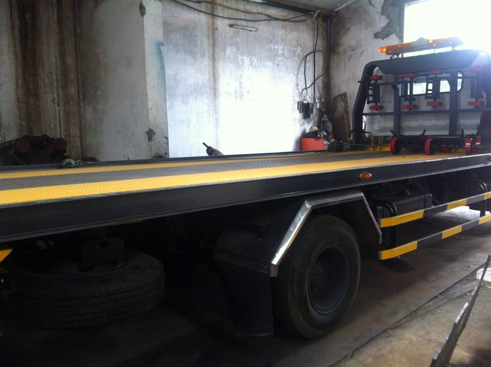 XE MITSUBISHI FUSO 5 TẤN CỨU HỘ SÀN TRƯỢT Giá bán: 890.000.000đ