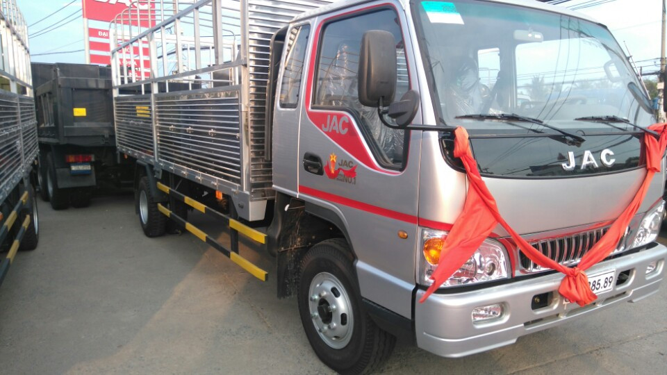 Xe Tải JAC 1,99 Tấn Giá bán: 0đ