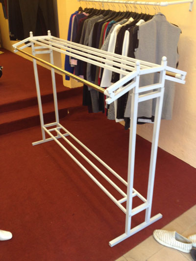 Giàn giá kệ treo quần áo đôi 1,5m Giá bán: 600.000đ