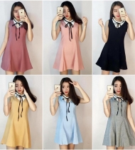 Váy thiết kế thắt nơ cổ xinh xắn