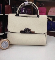 Túi chữ thập quai xách