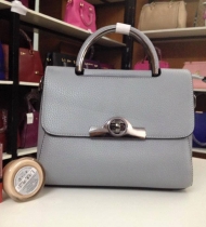 Túi chữ thập quai xách