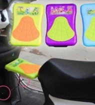 Ghế xe đi xe máy cho bé