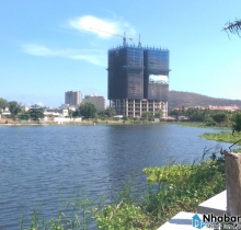 Chỉ với 1 tỷ 7 bạn đã có thể sở hữu căn hộ 3 phòng ngủ View biển bãi trước Vũng Tàu. Liên hệ ngay để biết thông tin.