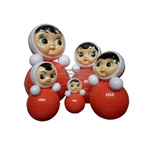  Lật đật bé gái số 1.