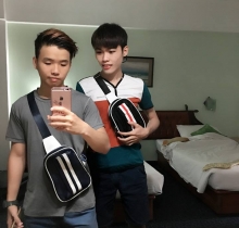 Túi Đeo Chéo Sọc Hàn Quốc