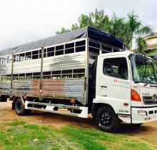 Xe Chở Gà ,Vịt, Heo, Trâu ,Bò - HINO FC 6.4 Tấn trả góp lãi suất thấp