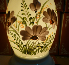 Đèn xông tinh dầu A10