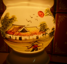 Đèn xông tinh dầu A18