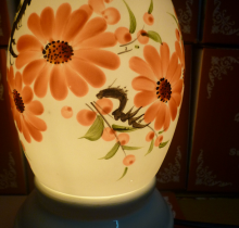 Đèn xông tinh dầu A08